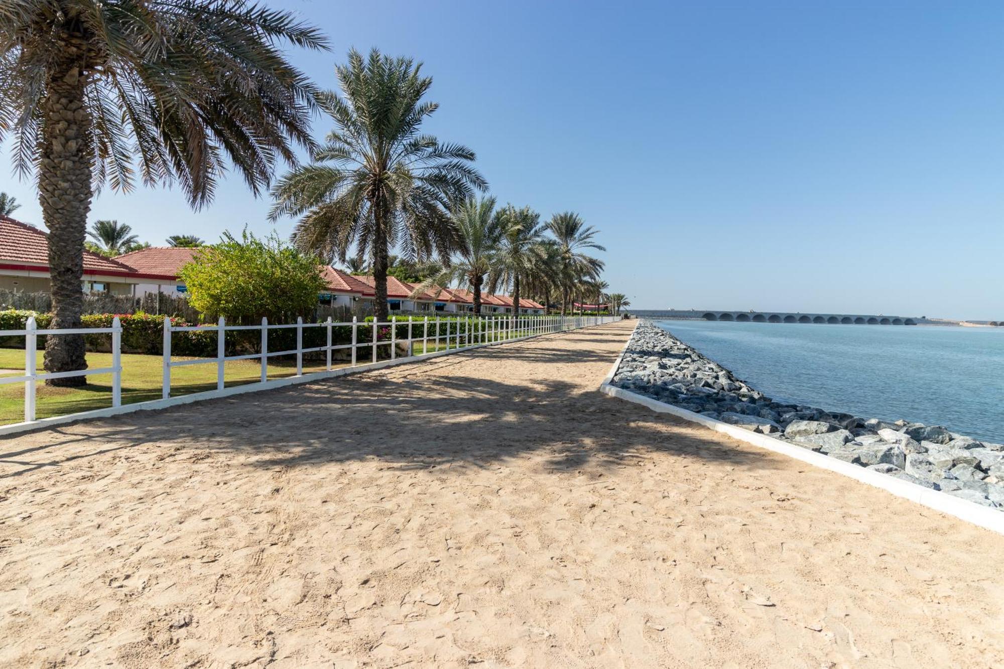 Barracuda Resort Умм-ель-Кайвайн Екстер'єр фото